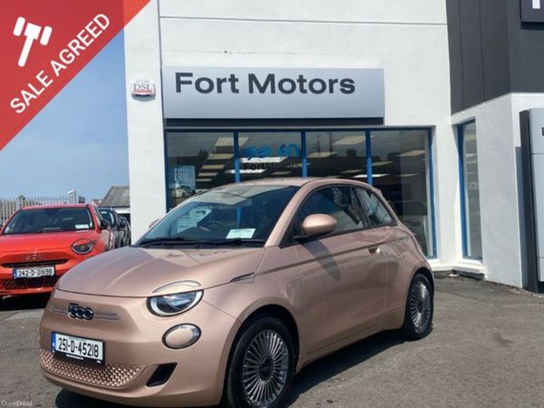 Fiat 500e Hatchback, Electric, 2025, Gold