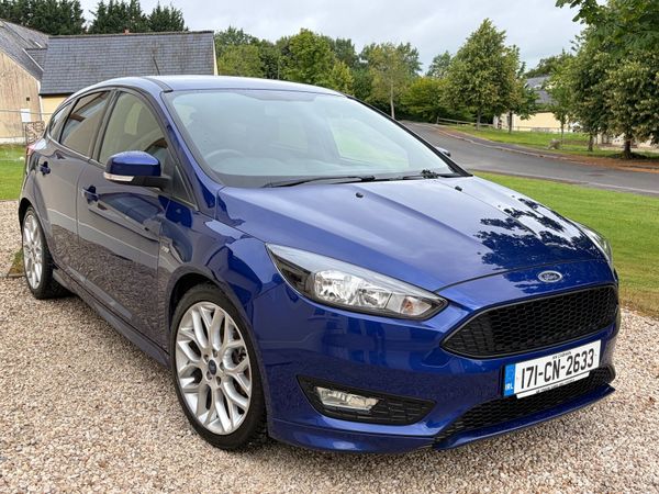 Ford Focus Hatchback, Petrol, 2017, Blue