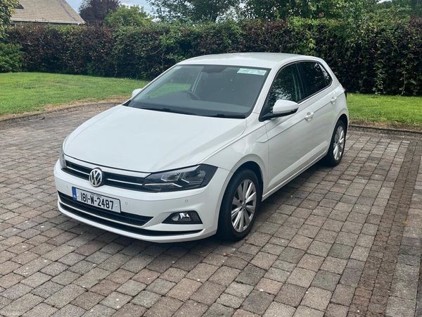 Volkswagen Polo Hatchback, Petrol, 2018, White
