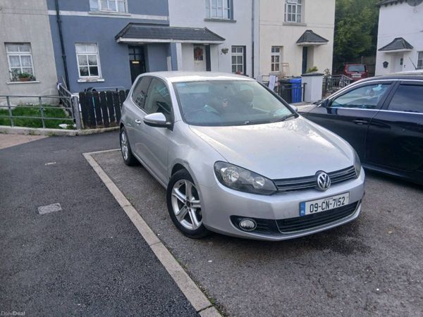 Volkswagen Golf Hatchback, Diesel, 2009, Silver
