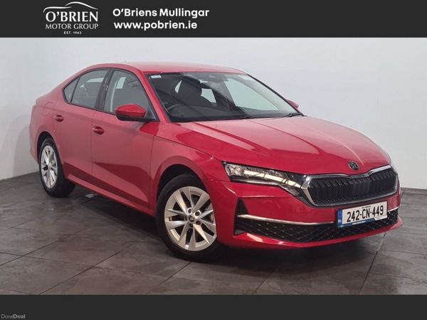 Skoda Octavia Saloon, Petrol, 2024, Red