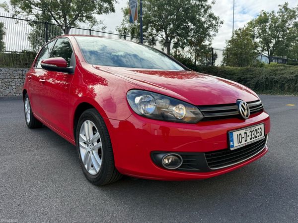 Volkswagen Golf Hatchback, Petrol, 2010, Red