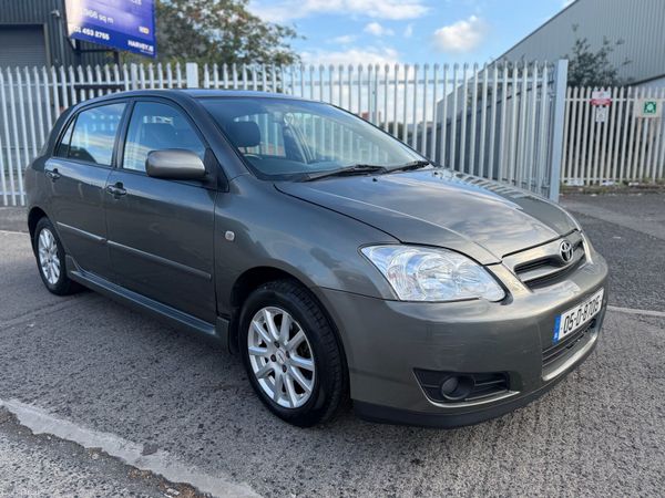 Toyota Corolla Hatchback, Diesel, 2005, Grey