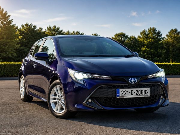 Toyota Corolla Hatchback, Petrol Hybrid, 2022, Blue