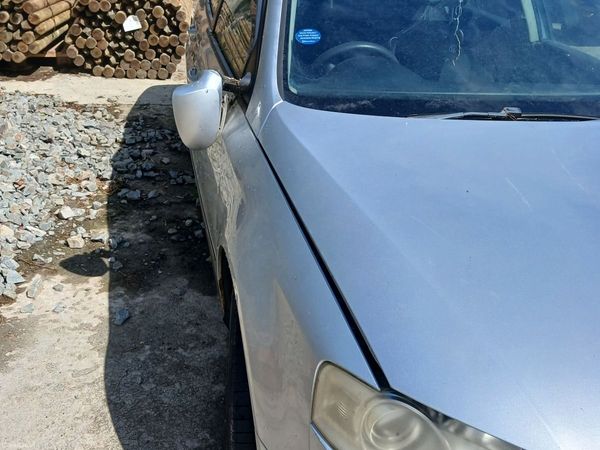 Volkswagen Passat Saloon, Diesel, 2007, Silver