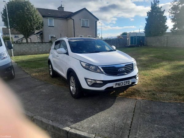 Kia Sportage SUV, Diesel, 2013, White