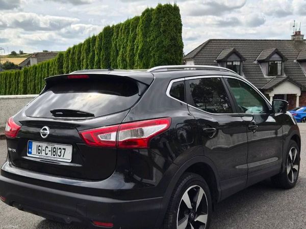 Nissan Qashqai Hatchback, Petrol, 2016, Black