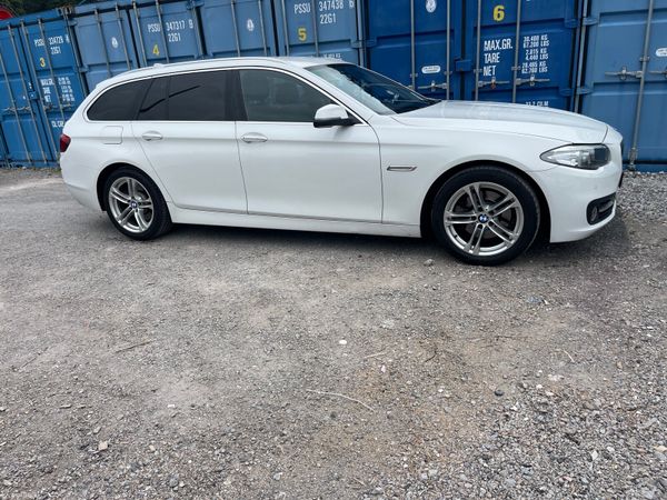 BMW 5-Series Estate/Jeep, Diesel, 2016, White