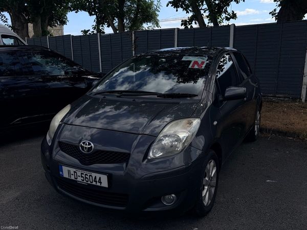 Toyota Yaris Hatchback, Petrol, 2011, Grey