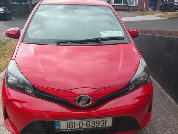 Toyota Vitz Hatchback, Petrol, 2016, Red