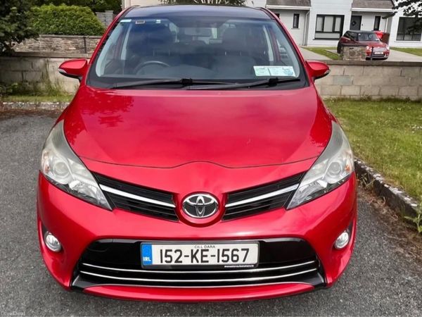 Toyota Verso MPV, Diesel, 2015, Red