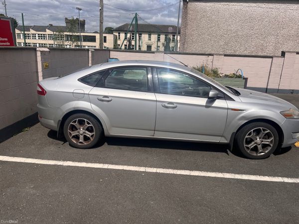 Ford Mondeo Hatchback, Diesel, 2010, Silver