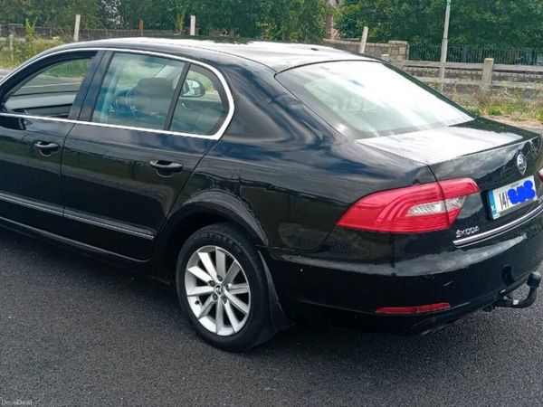 Skoda Superb Saloon, Diesel, 2014, Black