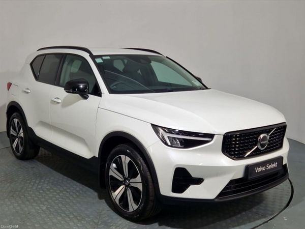 Volvo XC40 Estate, Petrol Plug-in Hybrid, 2023, White