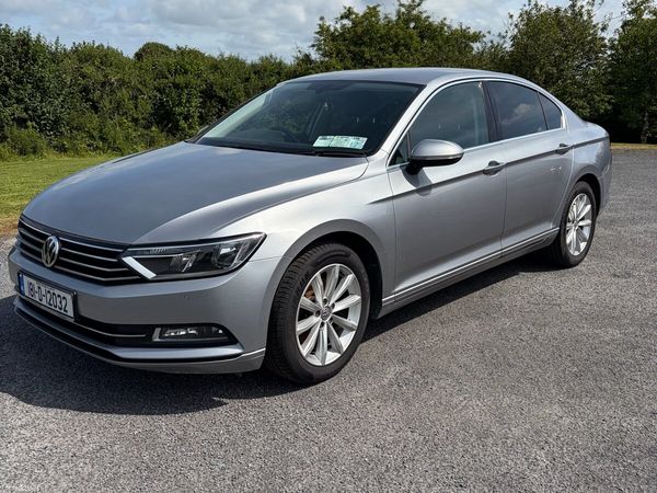 Volkswagen Passat Saloon, Diesel, 2018, Grey