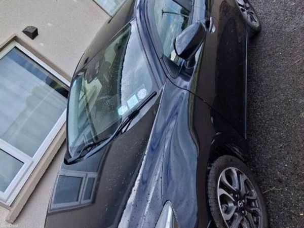 Mazda Demio MPV, Diesel, 2016, Black
