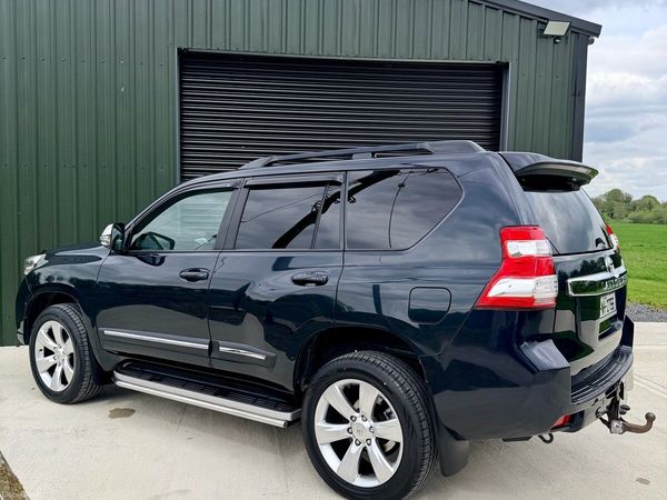 Toyota Land Cruiser SUV, Diesel, 2015, Grey