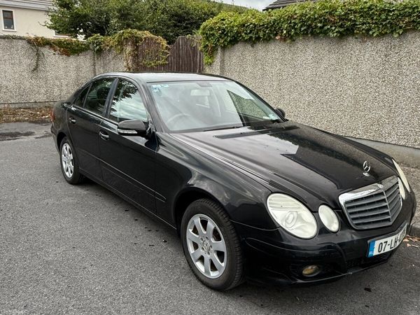 Mercedes-Benz E-Class Saloon, Petrol, 2007, Black