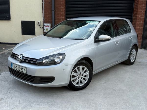 Volkswagen Golf Hatchback, Petrol, 2011, Silver