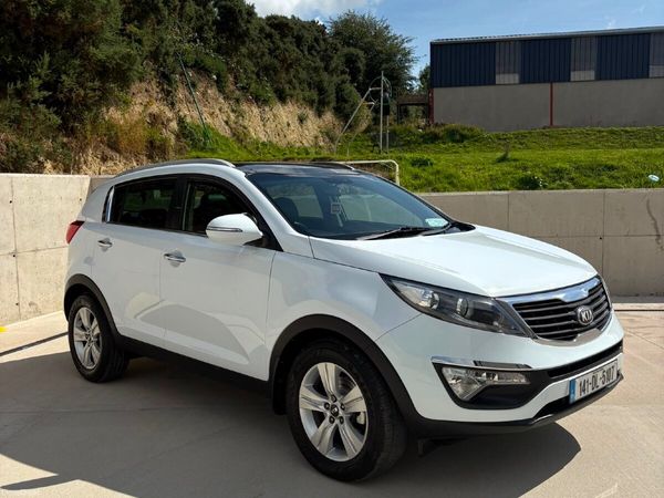 Kia Sportage SUV, Diesel, 2014, White