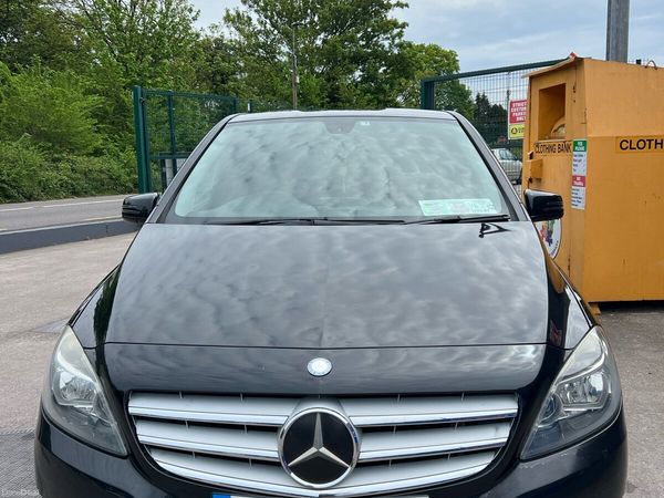 Mercedes-Benz B-Class MPV, Petrol, 2013, Black