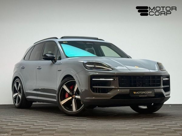 Porsche Cayenne SUV, Petrol Plug-in Hybrid, 2026, Grey