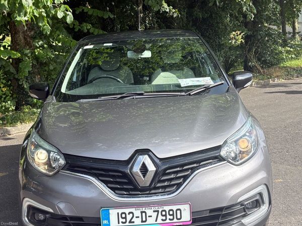 Renault Captur Hatchback, Diesel, 2019, Grey