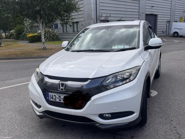 Honda Vezel Estate, Petrol Hybrid, 2014, White