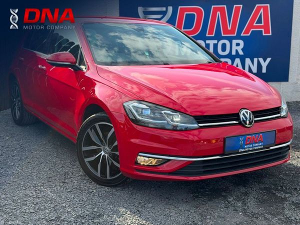 Volkswagen Golf Hatchback, Petrol, 2018, Red