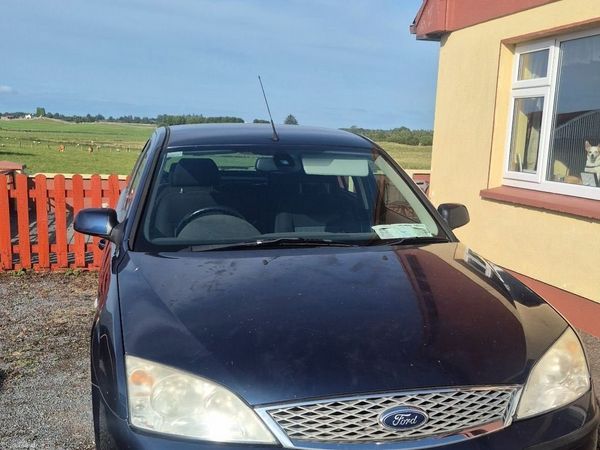 Ford Mondeo Hatchback, Petrol, 2007, Blue