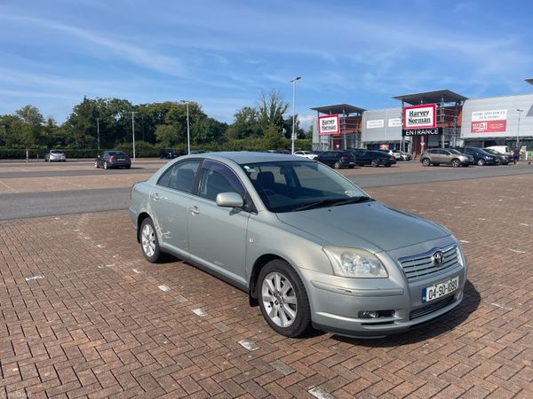 Toyota Avensis Saloon, Petrol, 2004, Green