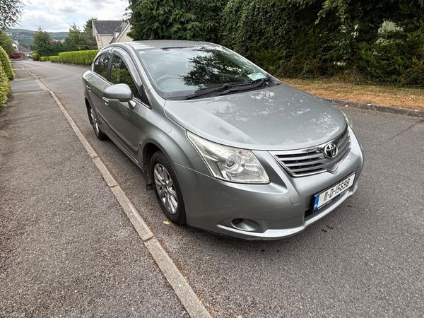 Toyota Avensis Saloon, Diesel, 2011, Grey