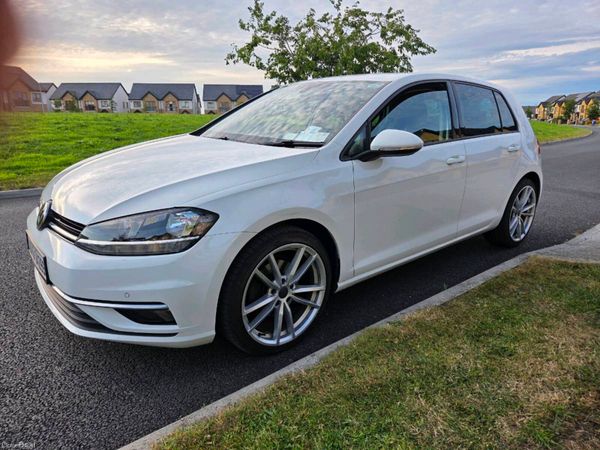 Volkswagen Golf Estate, Diesel, 2020, White