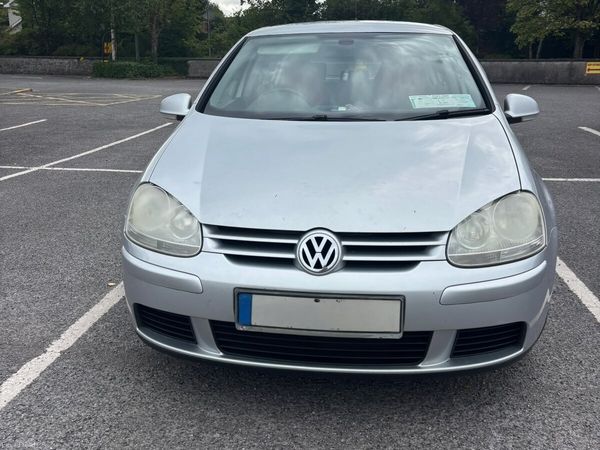 Volkswagen Golf Hatchback, Diesel, 2008, Silver