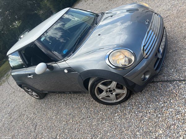 Mini Cooper Hatchback, Diesel, 2010, Grey