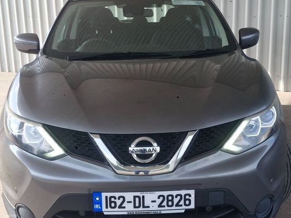 Nissan Qashqai Hatchback, Diesel, 2016, Grey