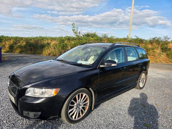 Volvo V50 Estate, Diesel, 2011, Black