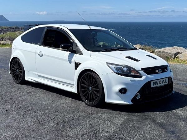 Ford Focus Hatchback, Petrol, 2010, White