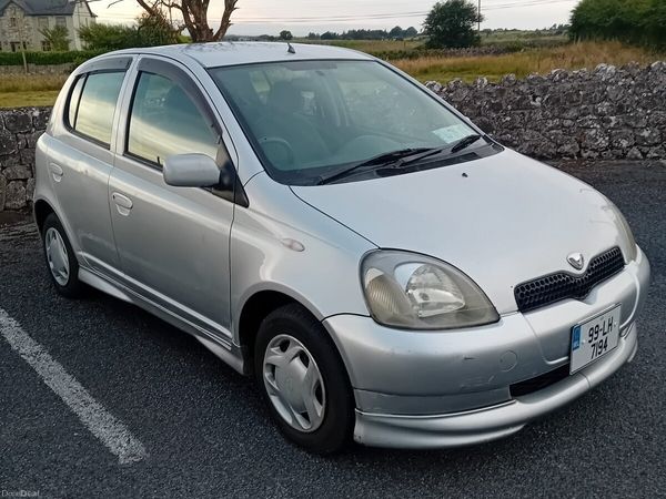 Toyota Other Hatchback, Petrol, 1999, Silver