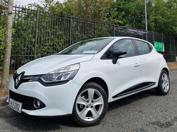 Renault Clio Hatchback, Petrol, 2014, White