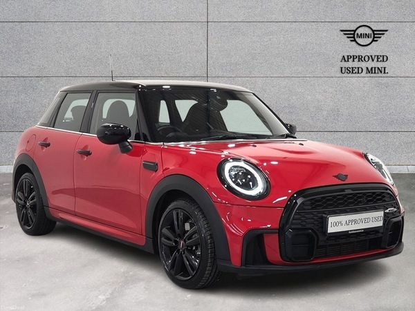 Mini Cooper Hatchback, Petrol, 2023, Red