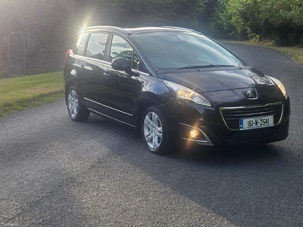 Peugeot 5008 MPV, Diesel, 2016, Black
