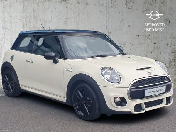 Mini Cooper Hatchback, Petrol, 2018, White