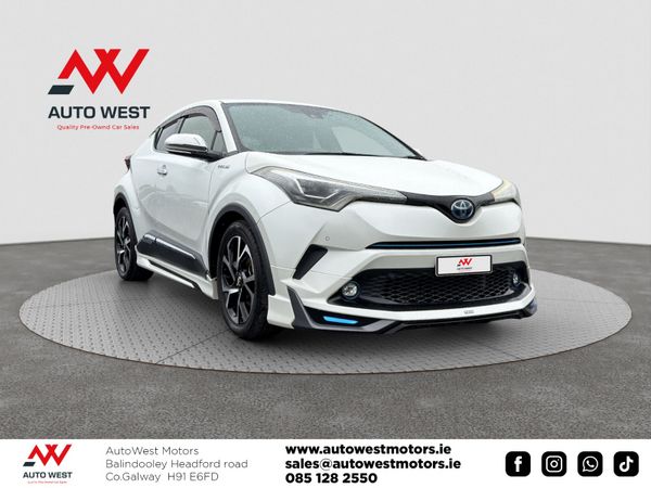 Toyota C-HR SUV, Petrol Hybrid, 2018, White