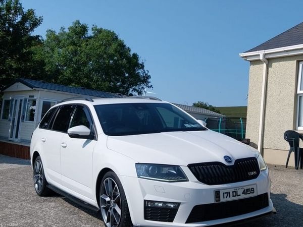 Skoda Octavia Estate, Diesel, 2017, White