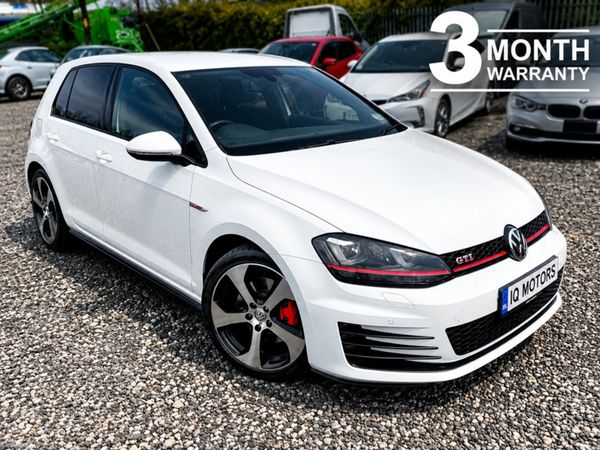 Volkswagen Golf Hatchback, Petrol, 2017, White