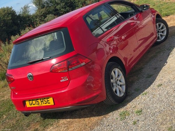 Volkswagen Golf Hatchback, Diesel, 2015, Red
