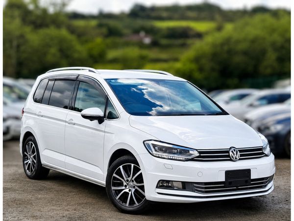 Volkswagen Touran MPV, Petrol, 2017, White