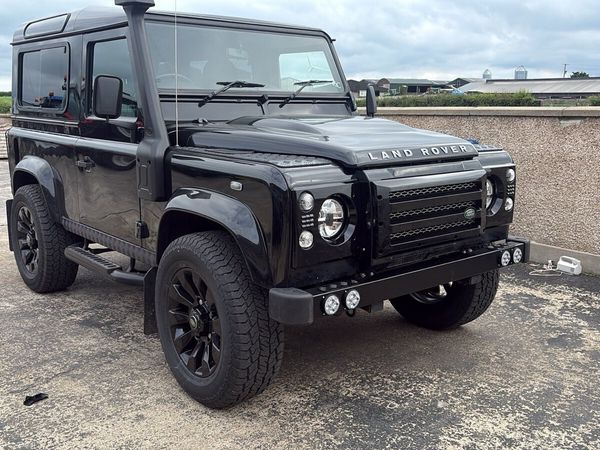 Land Rover Defender SUV, Diesel, 2011, Black