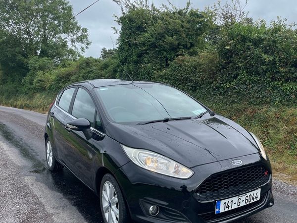 Ford Fiesta Hatchback, Diesel, 2014, Black